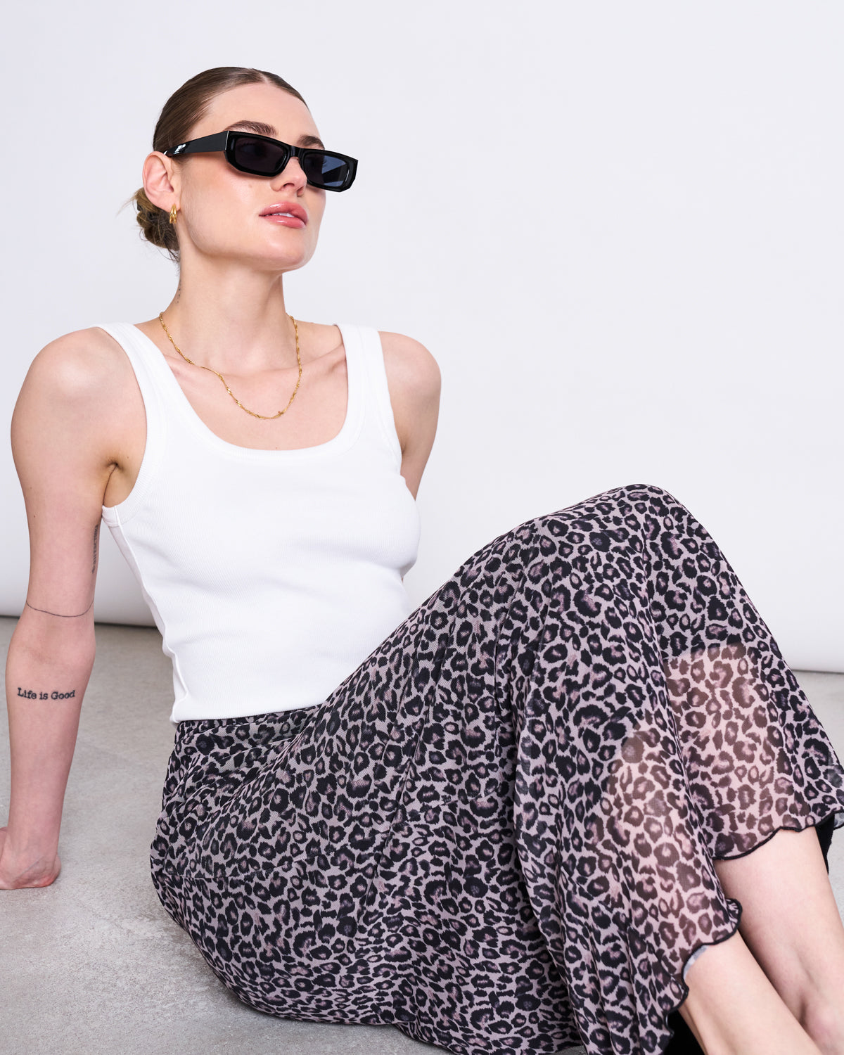 JAN|N JUNE SMUK Rock, leo