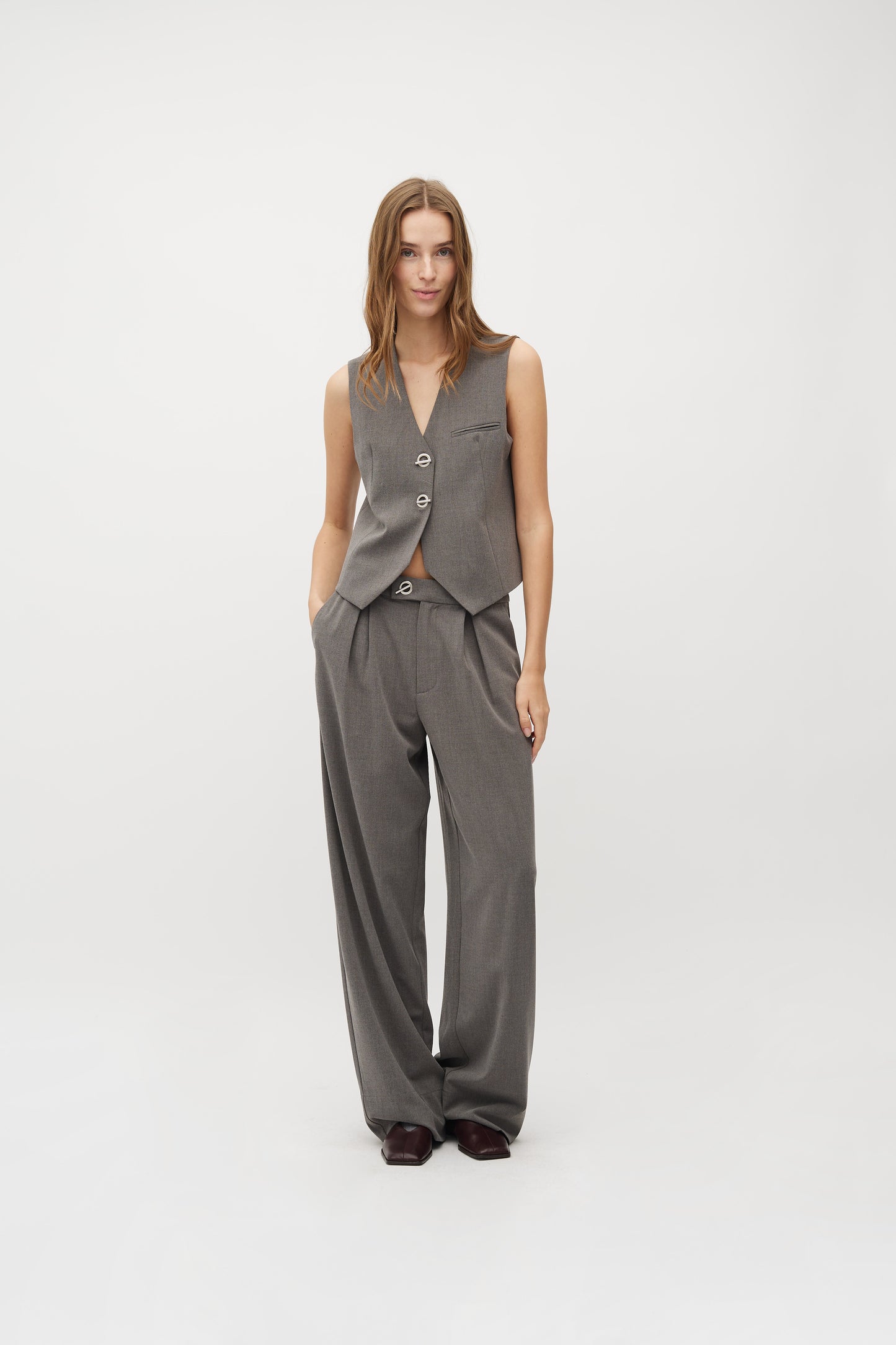 MBYM ROSALY Hose, grau