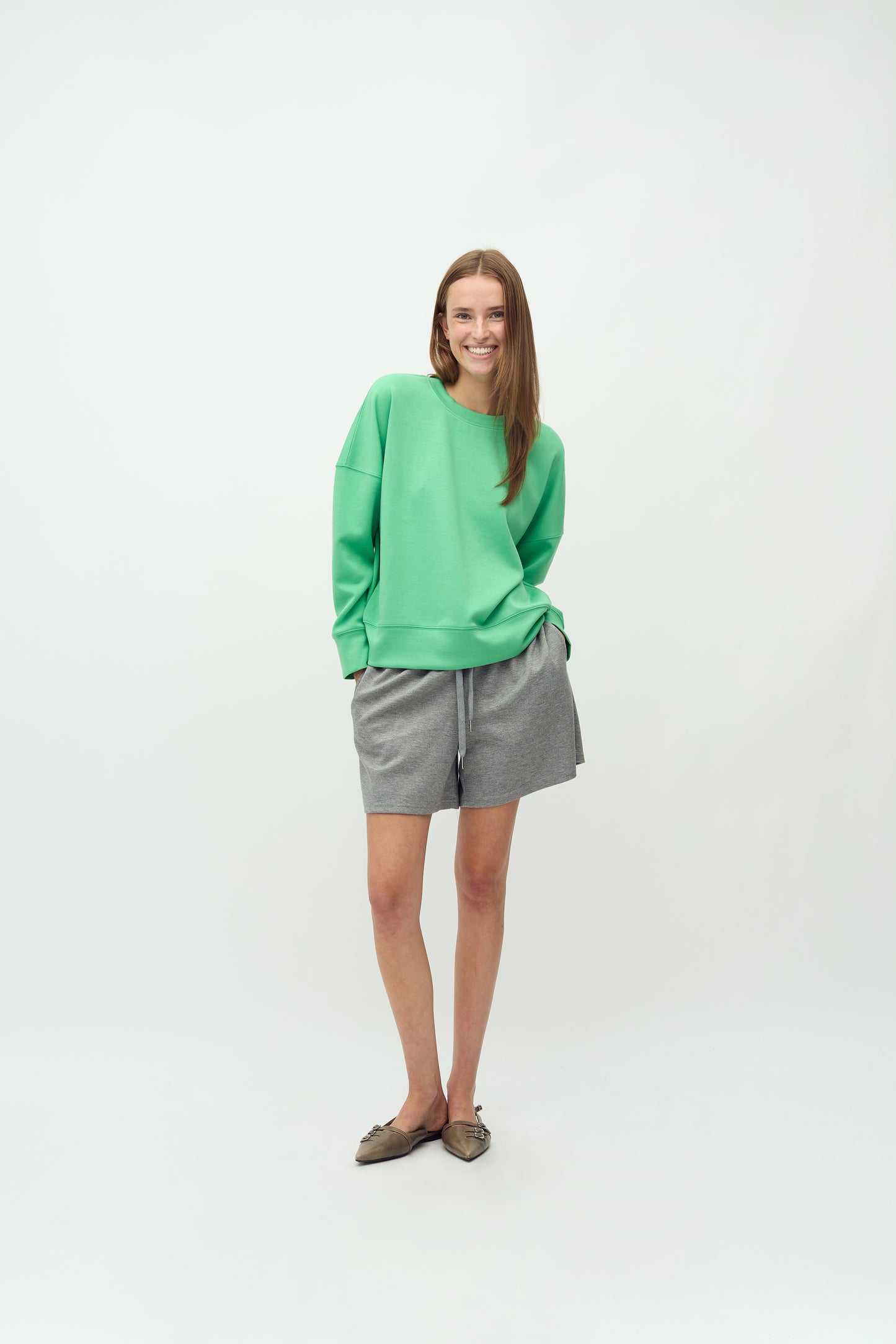 MBYM JAXI Shorts, grau