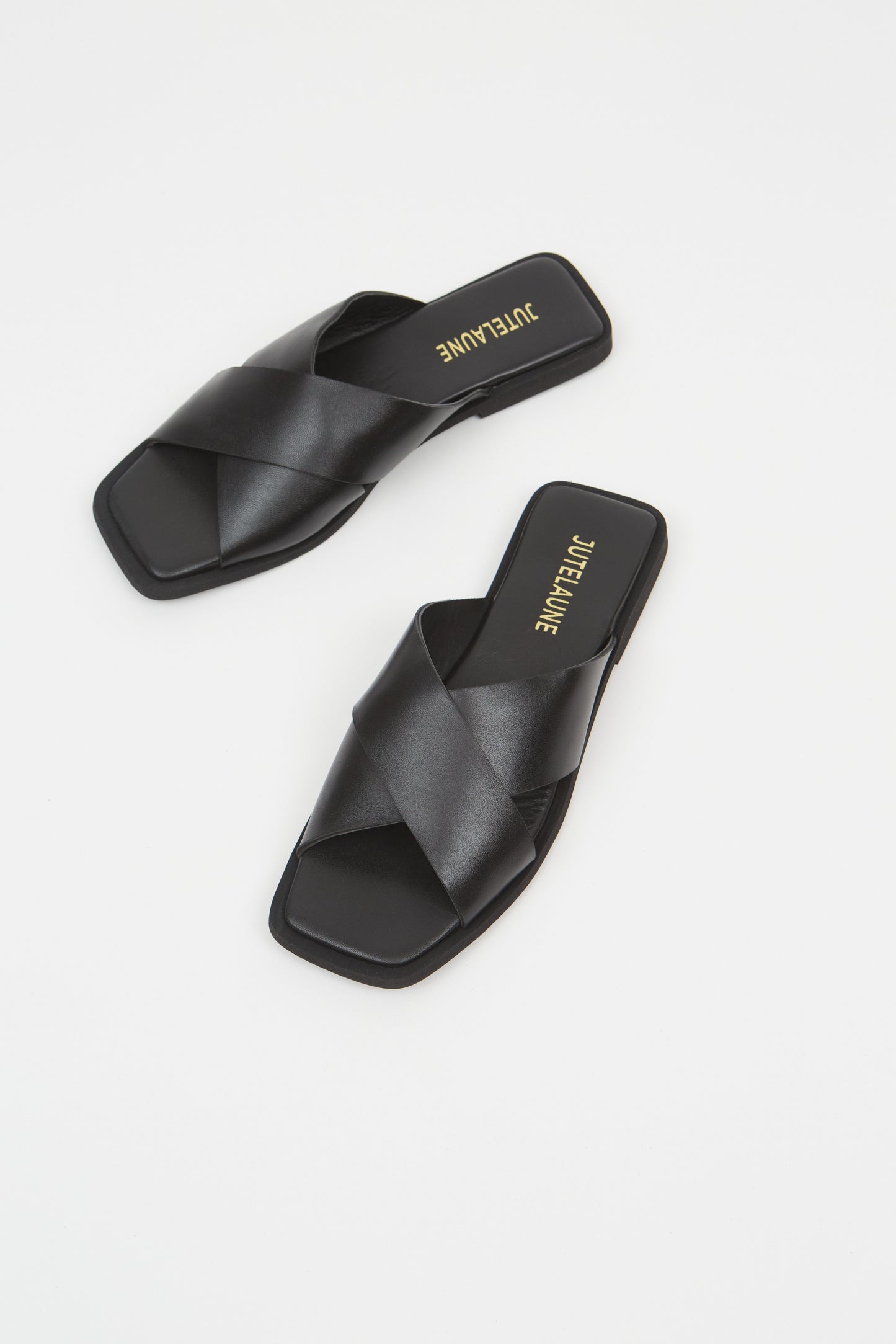JUTELAUNE CROSSED SANDALS Sandalen, schwarz