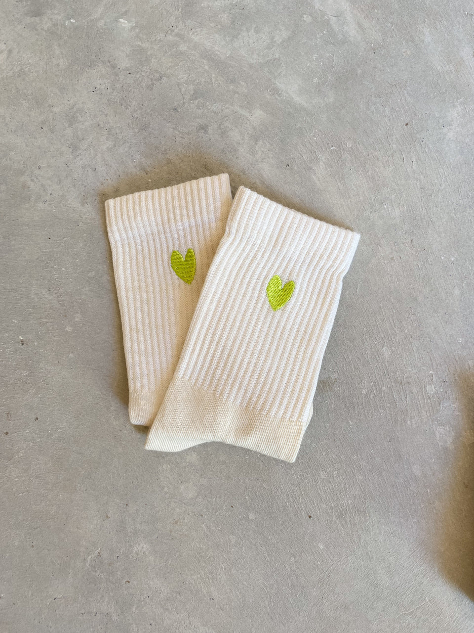 JUTELAUNE GREEN HEART Socken, offwhite