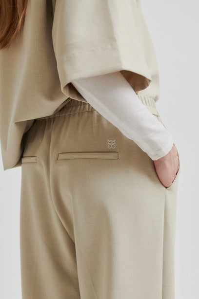 SECOND FEMALE FICARIAS Hose, beige