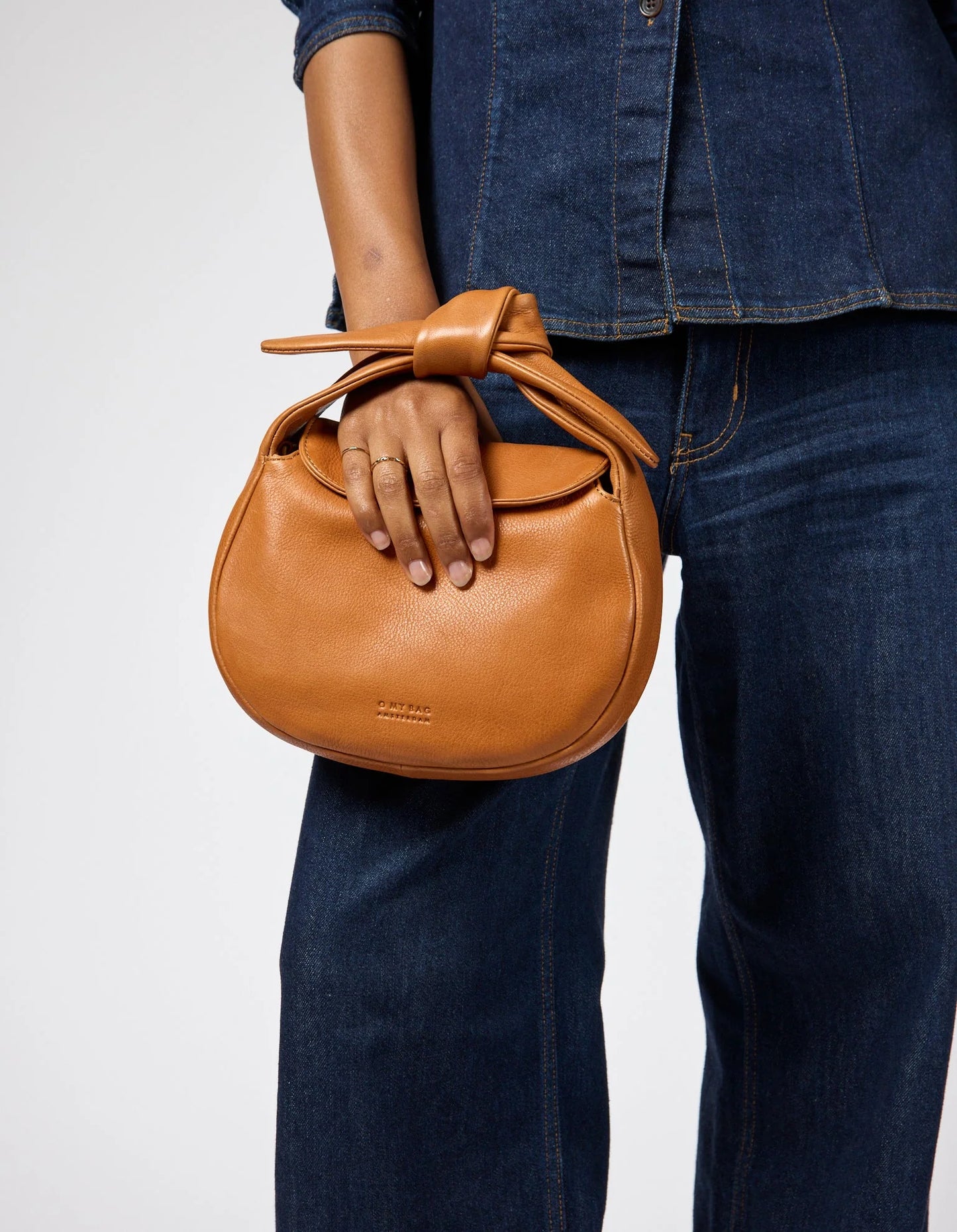 O MY BAG COCO CROISSANT Handtasche, wild oak