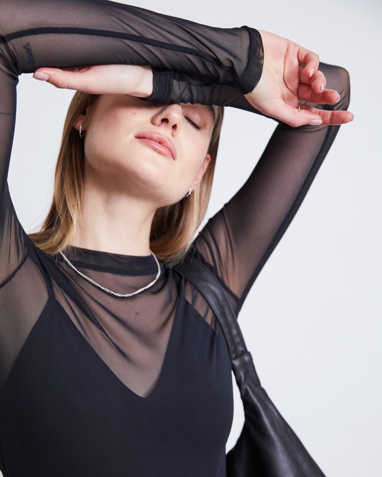 JAN|N JUNE DORA Longsleeve, schwarz
