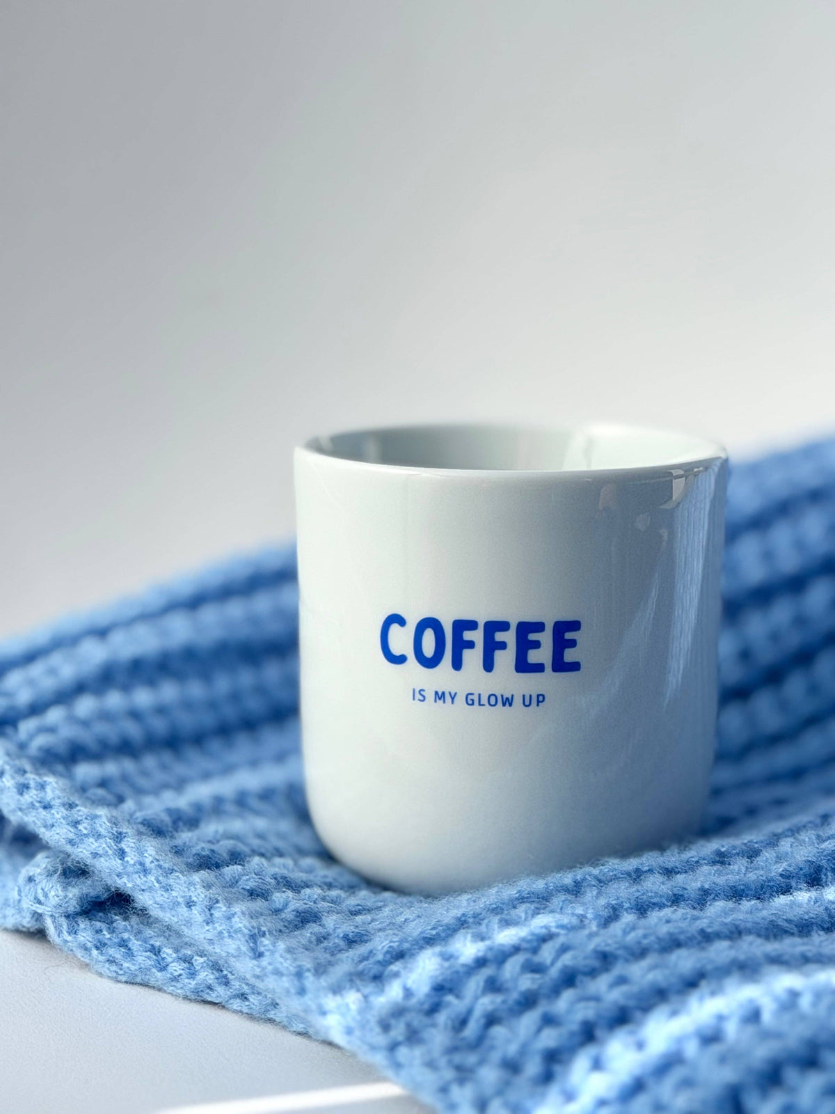GOLDSCHERBEN INHALE COFFEE. EXHALE BULLSHIT. Becher, weiß
