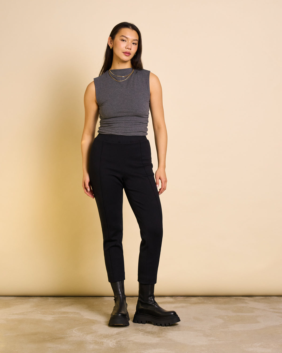 JAN|N JUNE KAMA Hose, schwarz