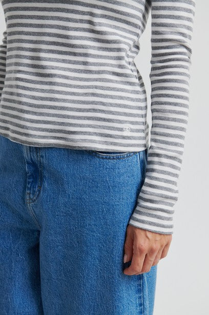 SECOND FEMALE ALVIDA Longsleeve, weiß grau