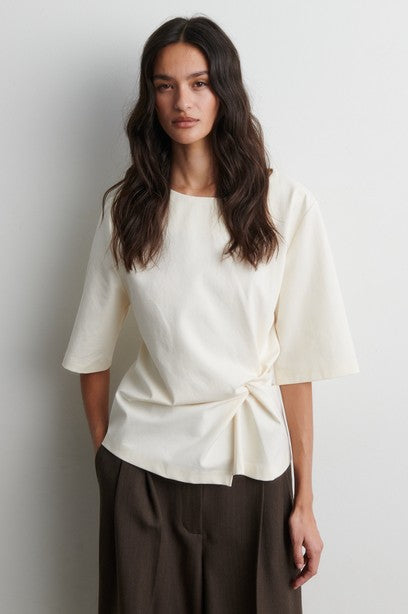 SECOND FEMALE ARKAI T-Shirt, eggnog