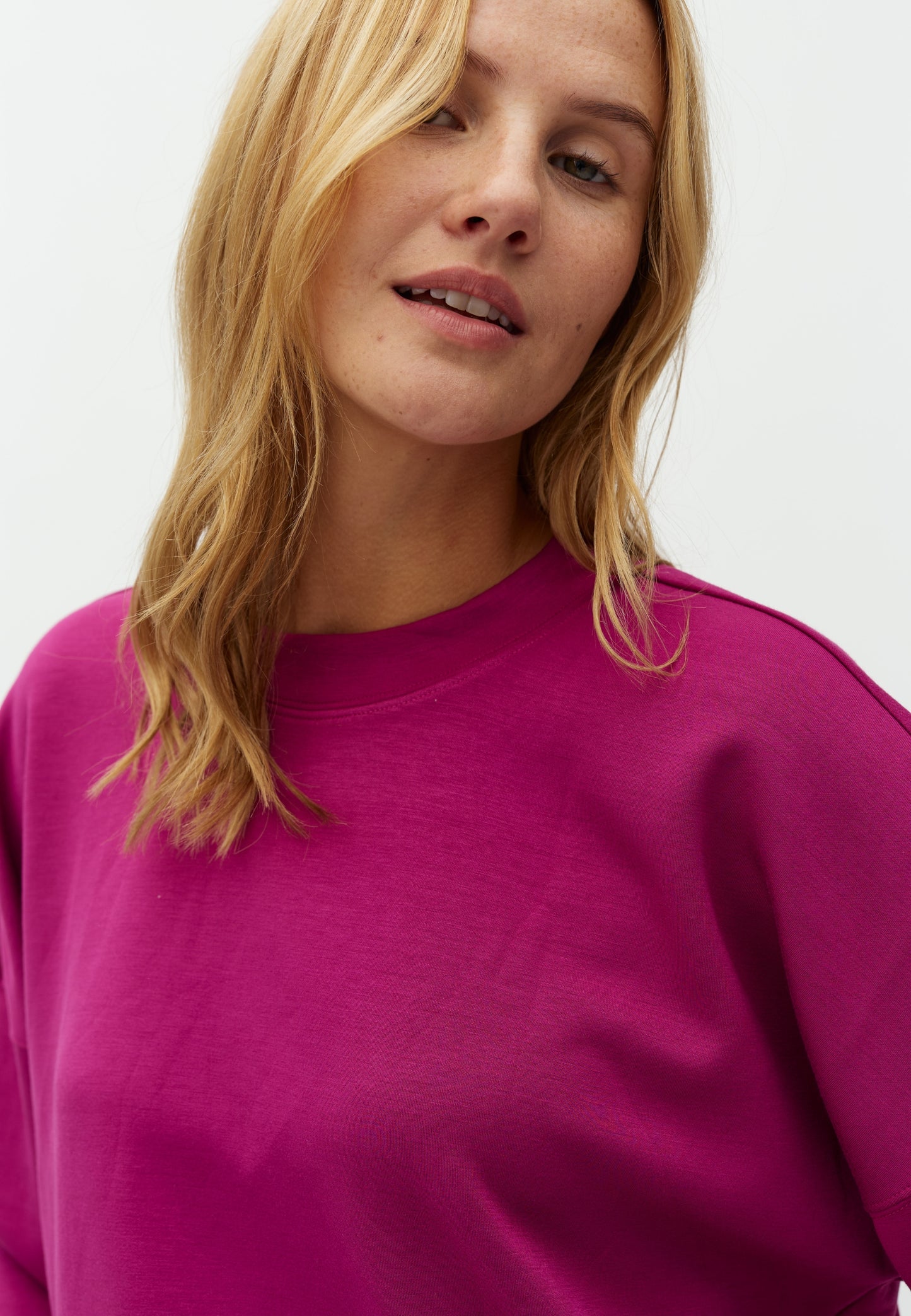 MBYM GILL Pullover, radiant raspberry