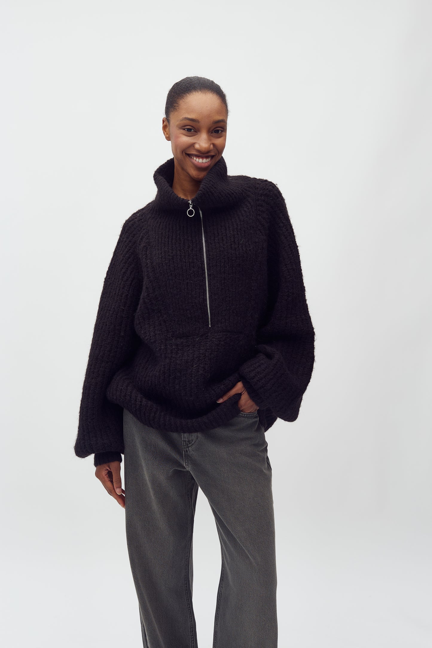 MBYM YOZA Troyer, schwarz