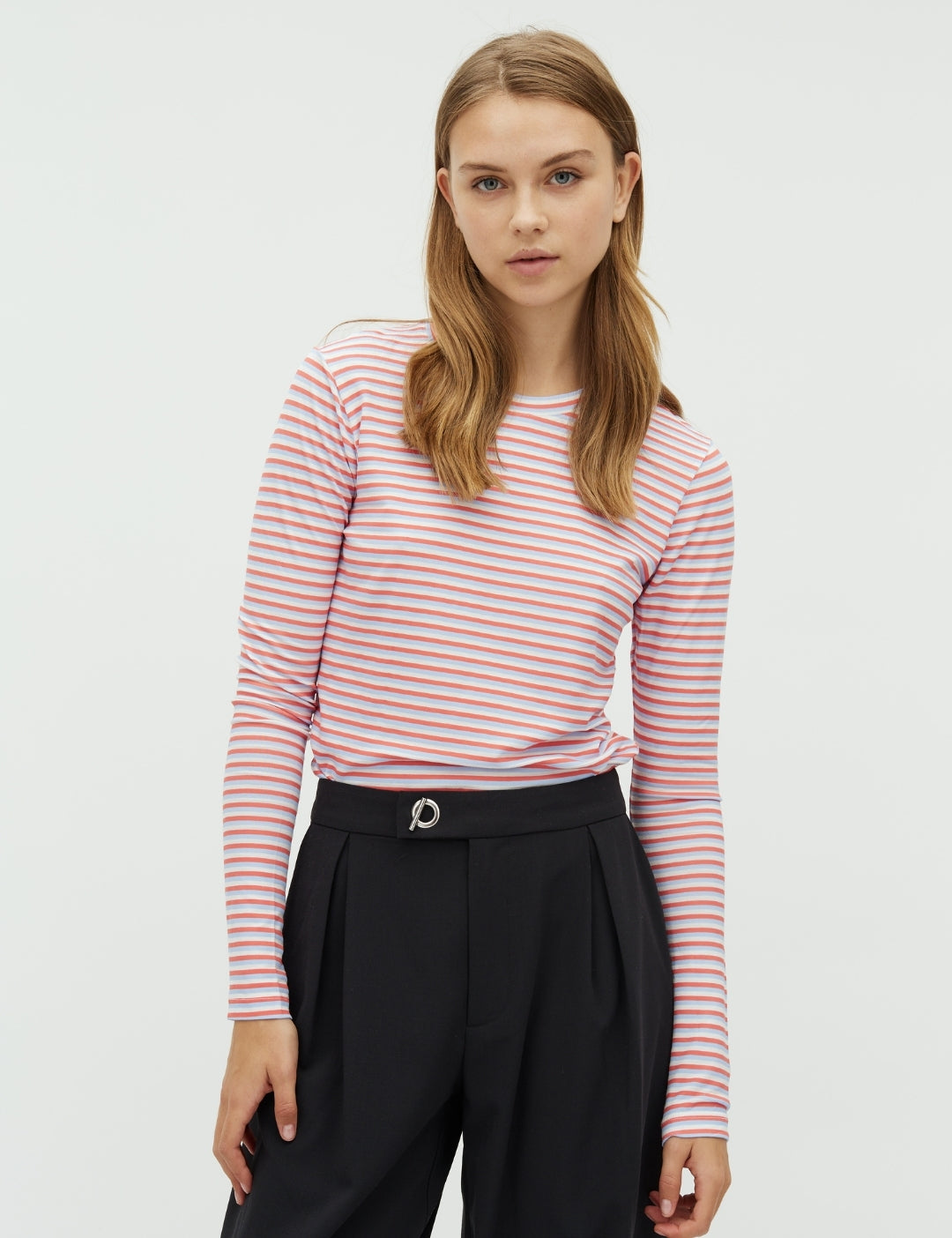 MBYM CHRISTINA Longsleeve, hellblau rot gestreift