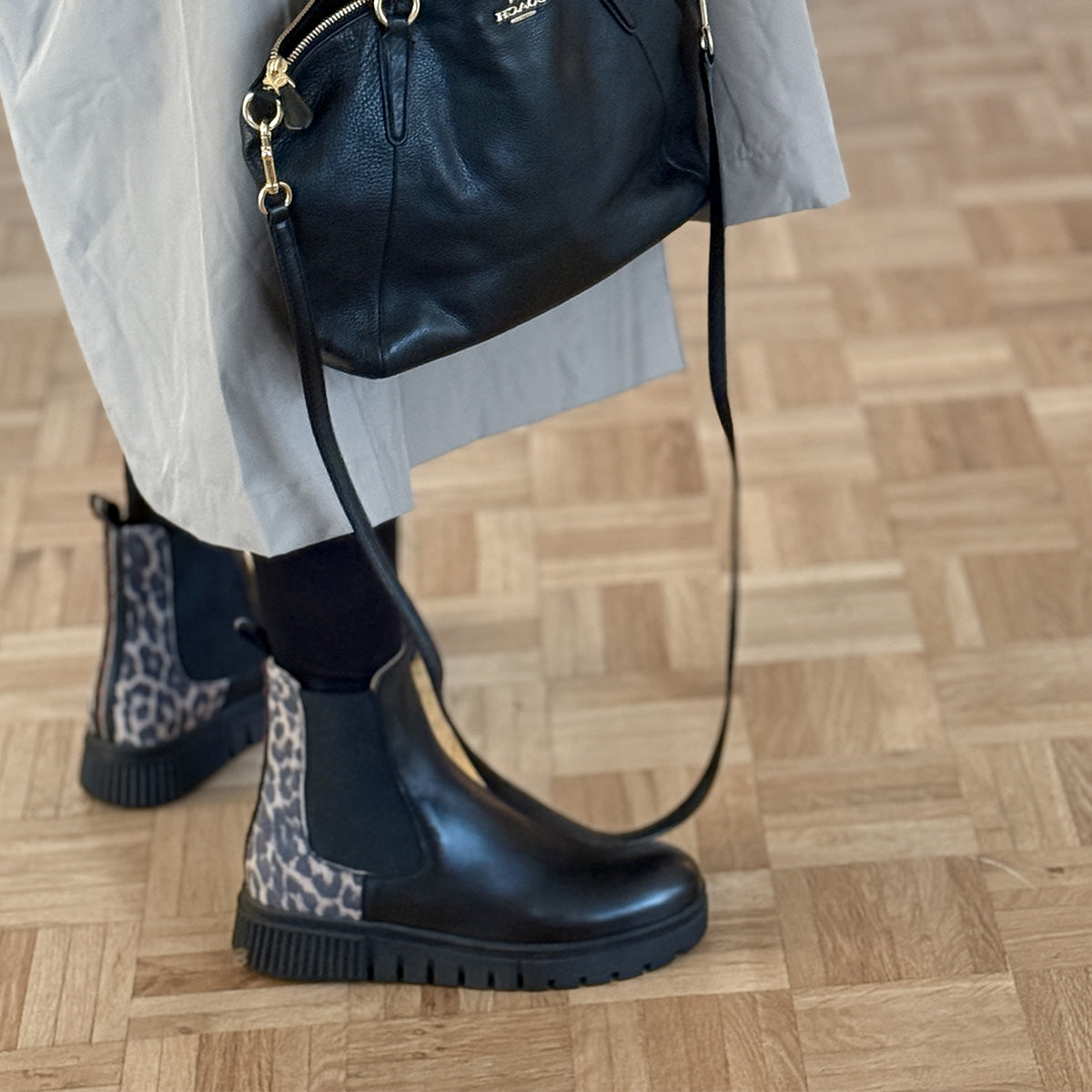 CRICKIT NAELLE Boot, schwarz/leo