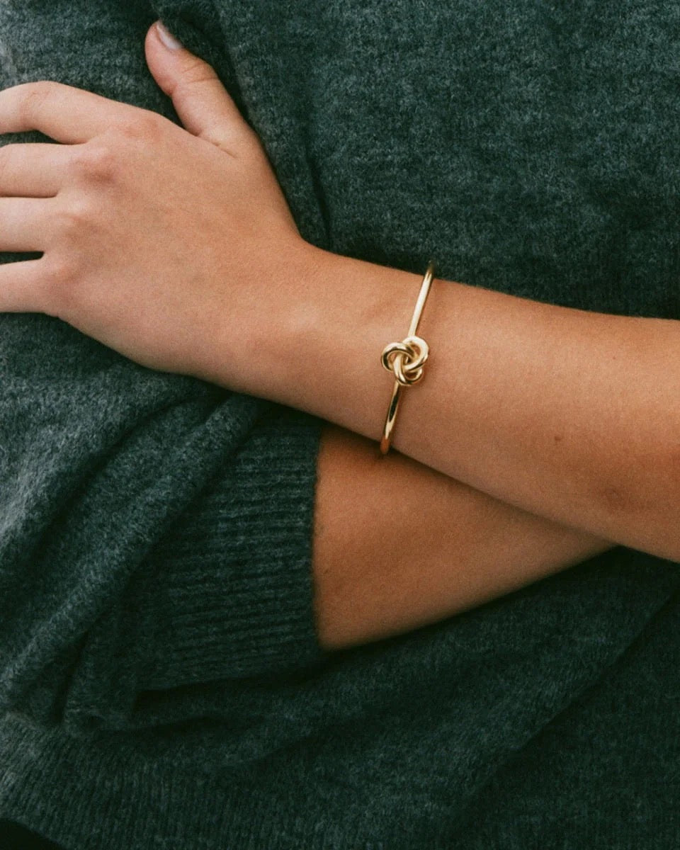 EDBLAD INFINITY KNOT Armreif, gold