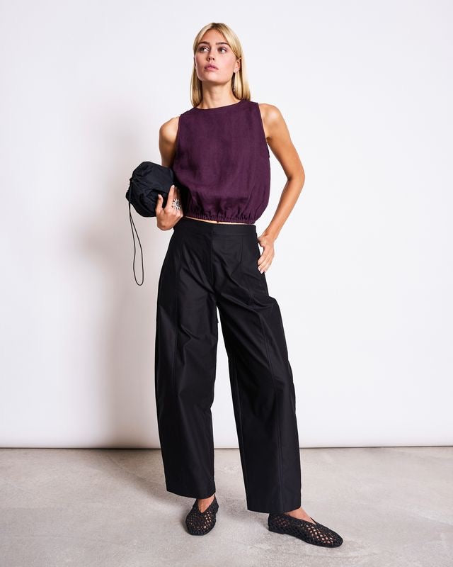 JAN|N JUNE LUPIN Top, cherry lacquer