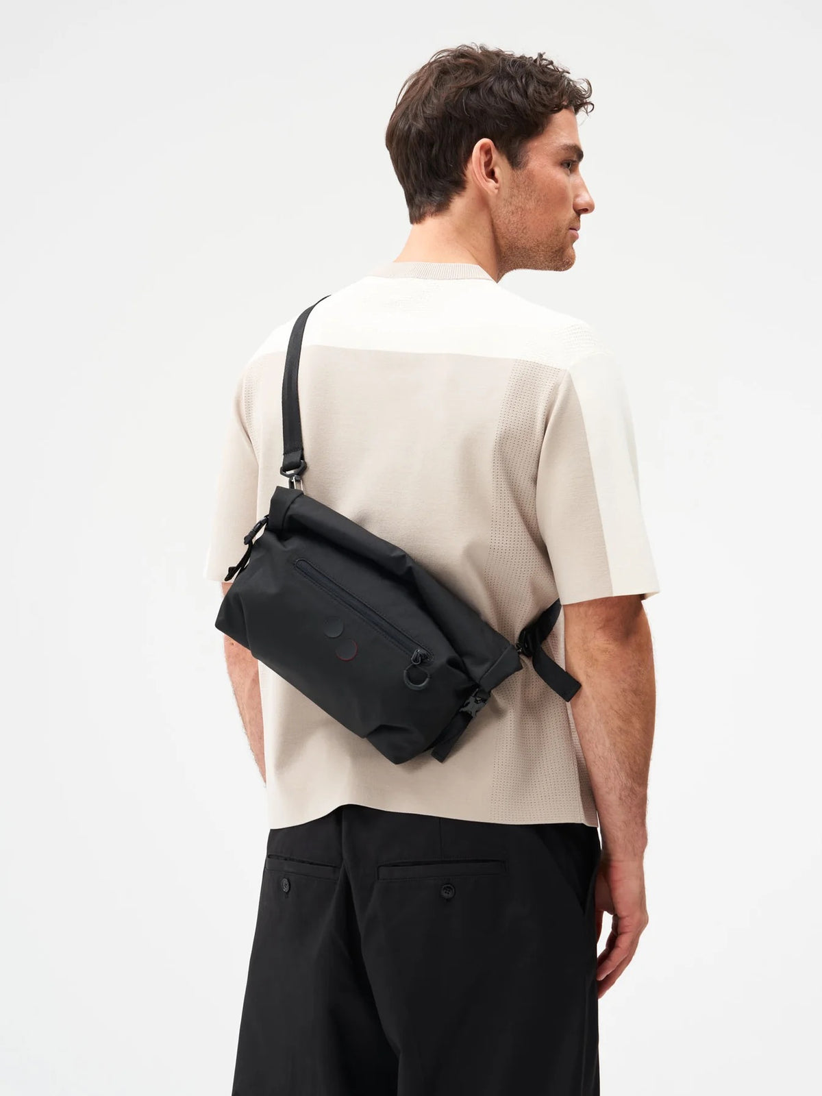 PINQPONQ AKSEL Crossbodybag, rooted black