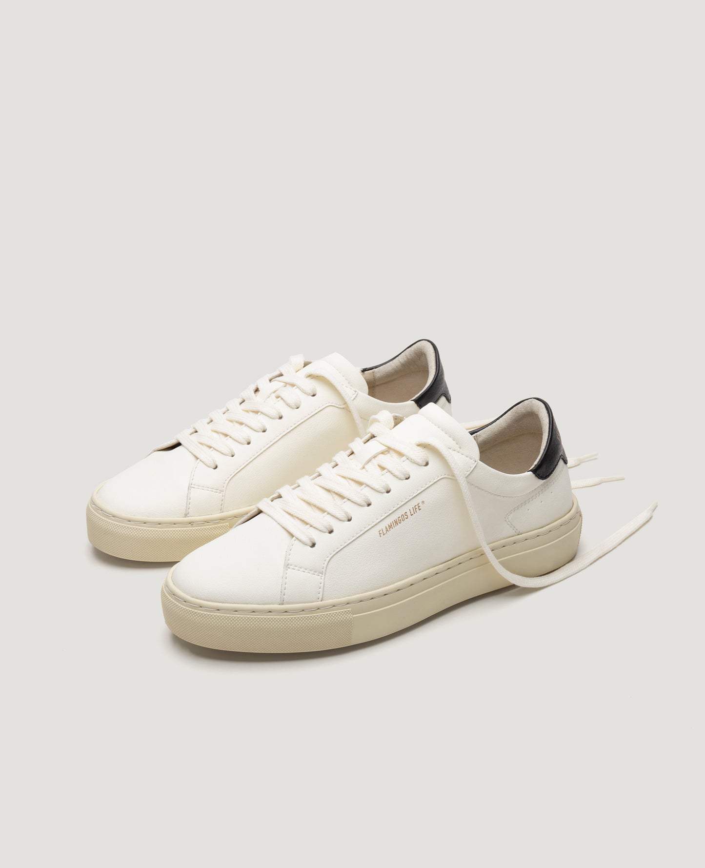 FLAMINGOS LIFE HAMPTON COURT, white black