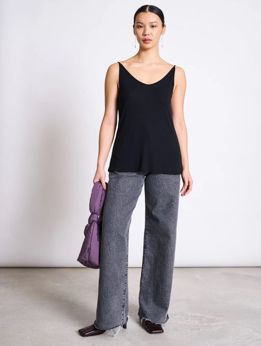 JAN|N JUNE TRIANGLE Top, schwarz