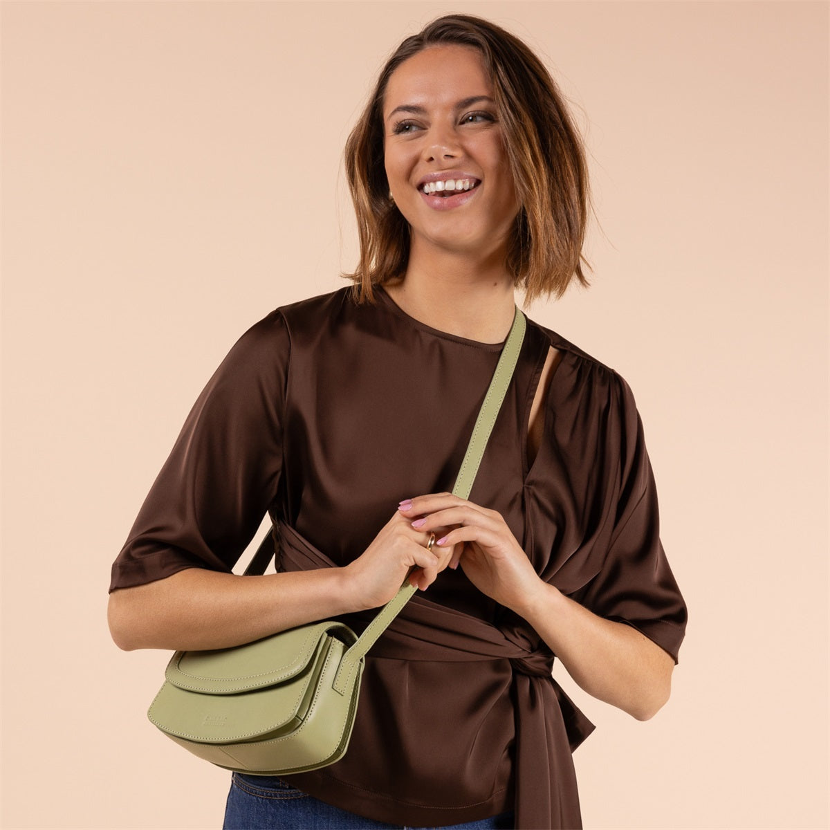 O MY BAG KENDALINI Handtasche, tea green