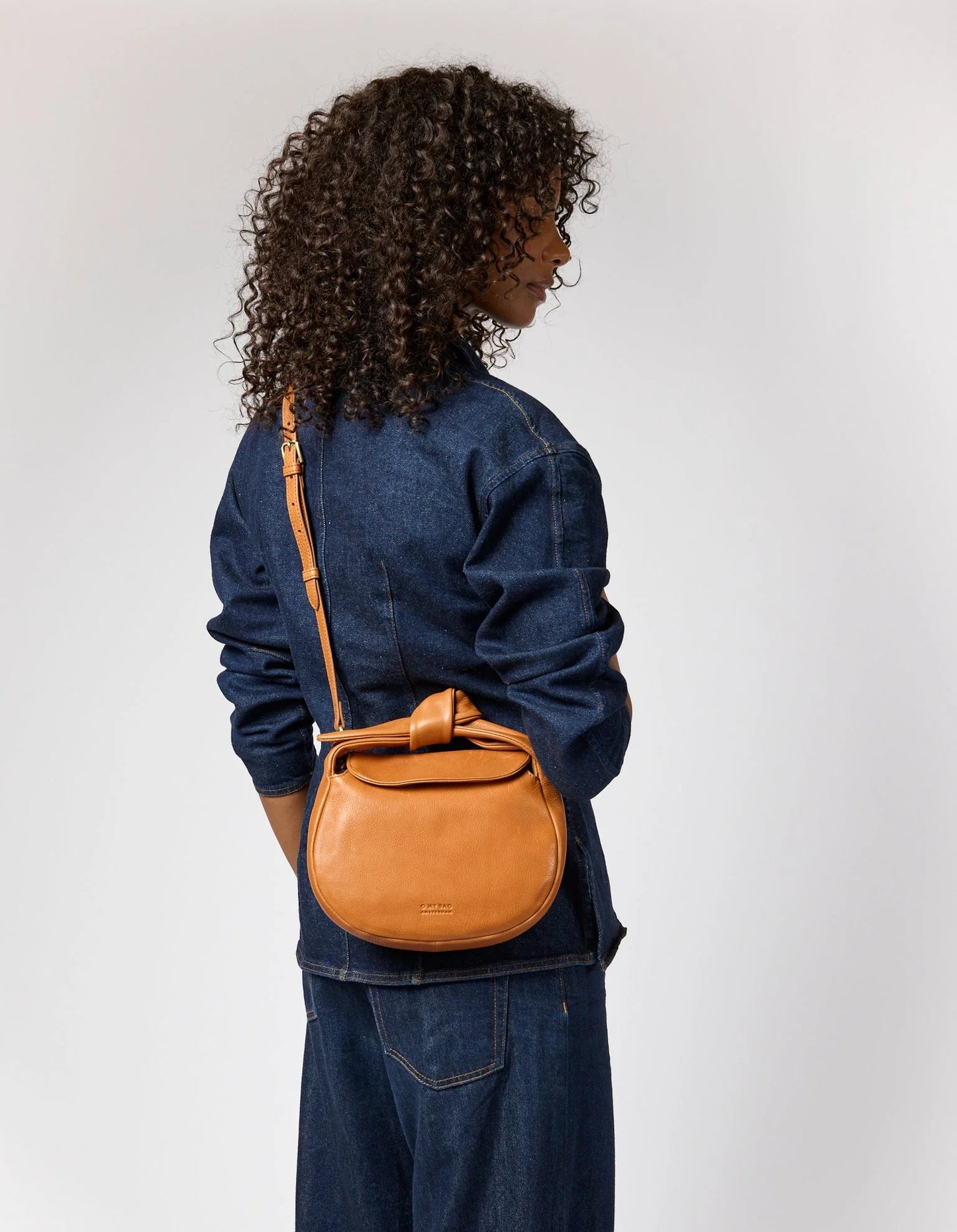 O MY BAG COCO CROISSANT Handtasche, wild oak