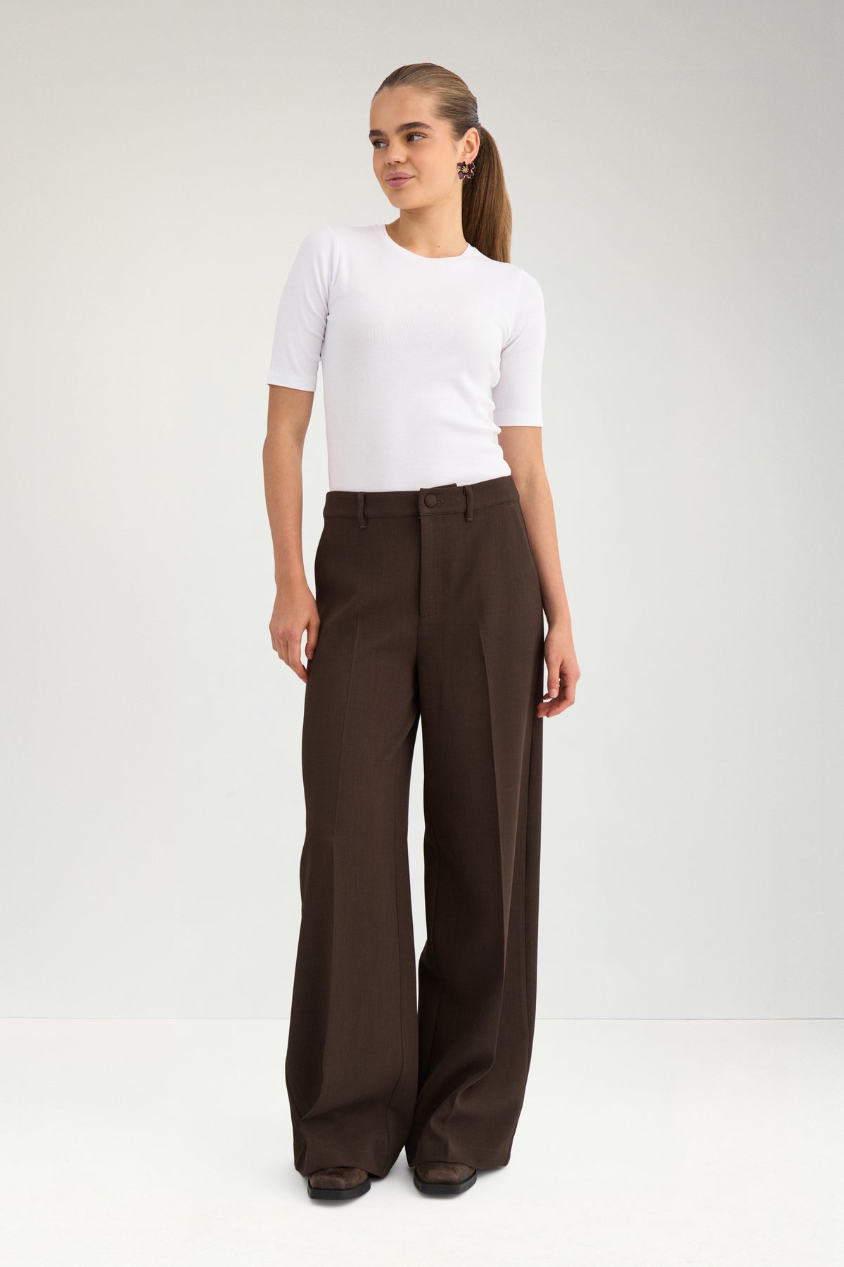 NÜMPH NUJANALI Hose, chocolate plum