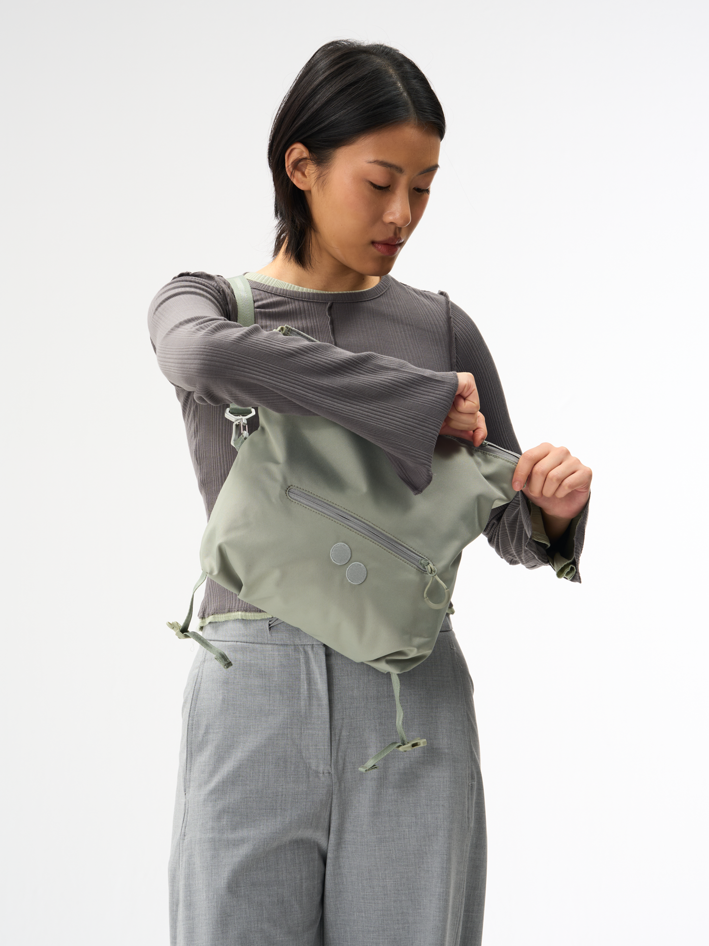 PINQPONQ AKSEL Crossbodybag, misted mint