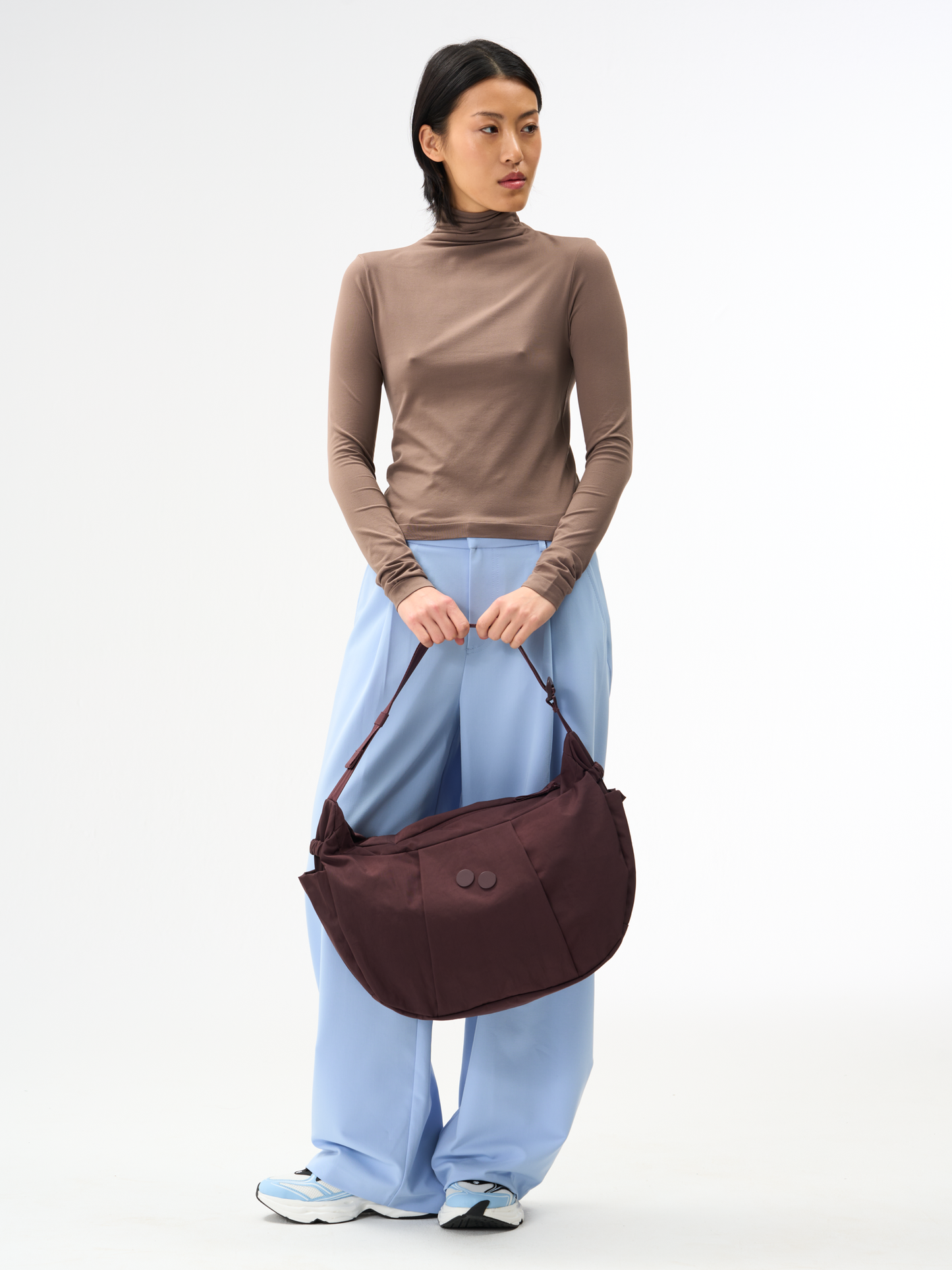 PINQPONQ KRUMM L Crossbodybag, crinkle mahagoni