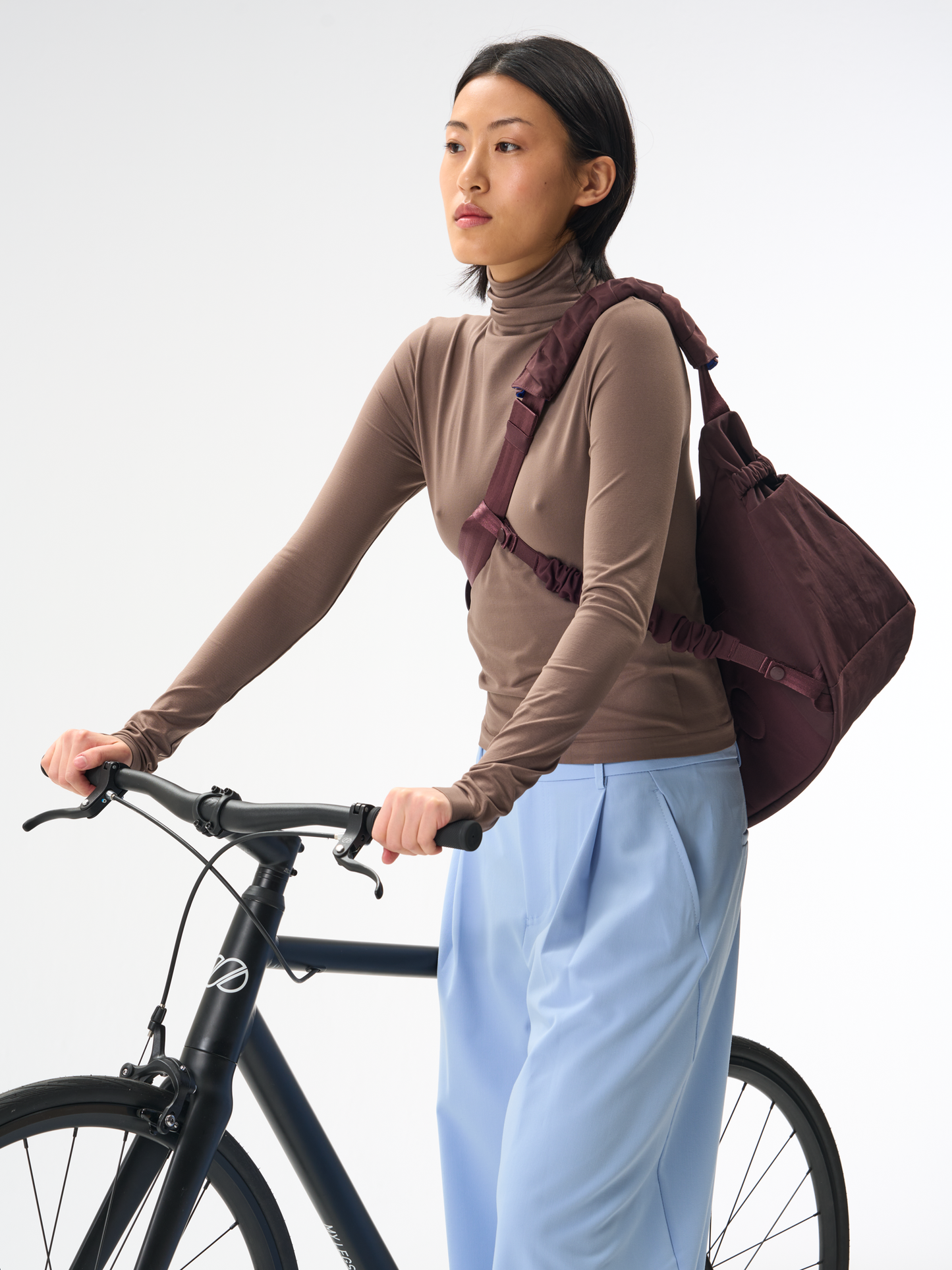 PINQPONQ KRUMM L Crossbodybag, crinkle mahagoni