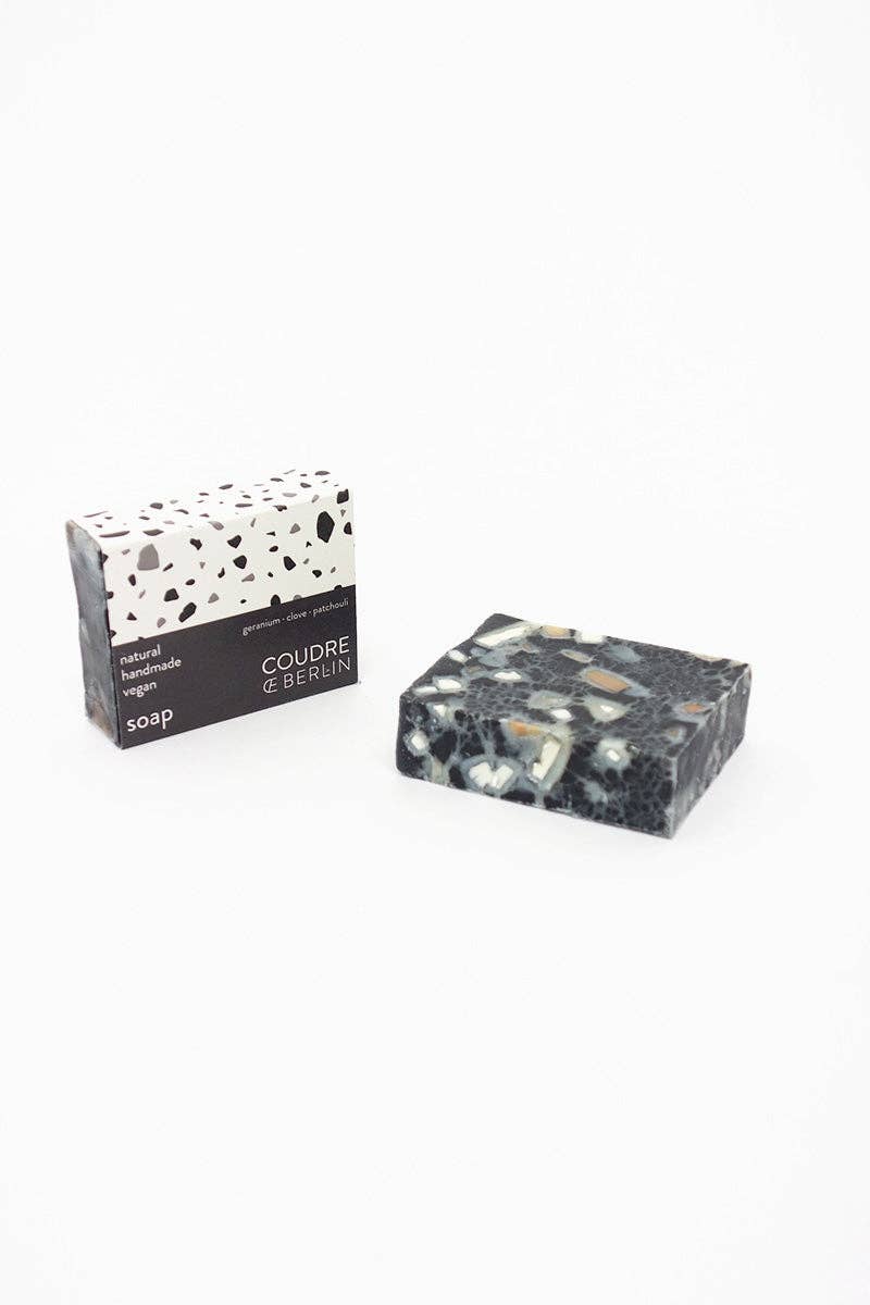 COUDRE BERLIN SEIFE, charcoal