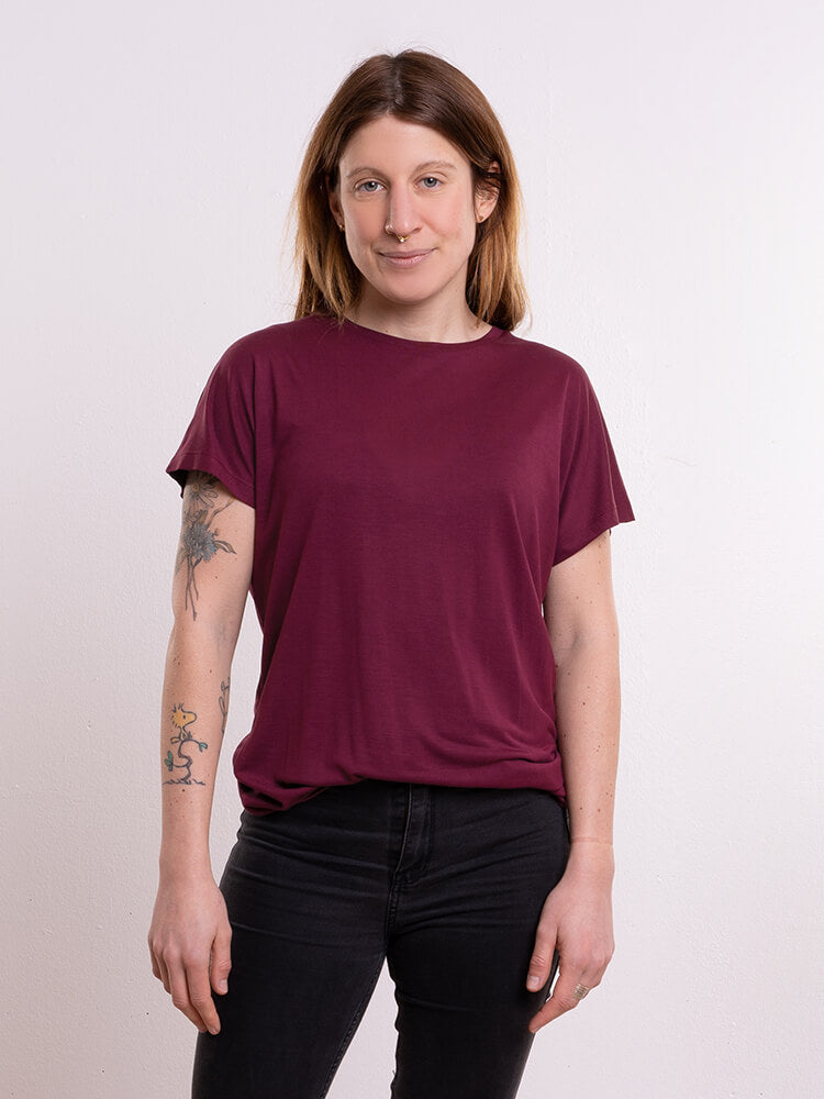 BLEED ESSENTIAL T-Shirt, bordeaux rot