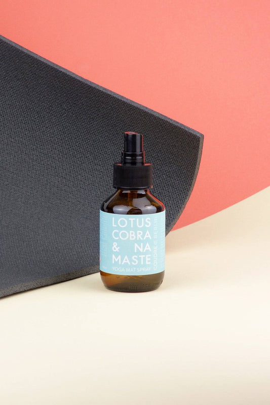 COUDRE BERLIN LOTUS COBRA & NAMASTE, Yoga-Matten Spray